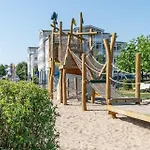 348, Seepark