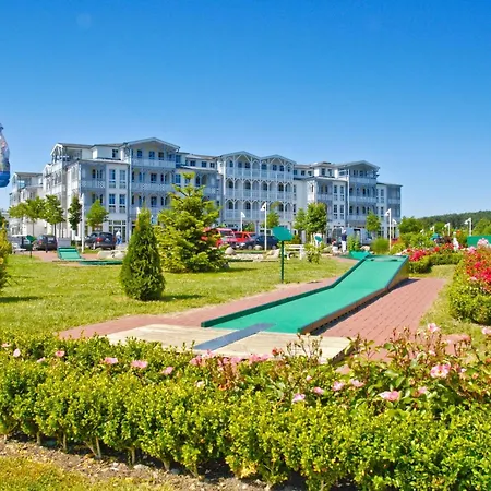348, Seepark Apartment *
