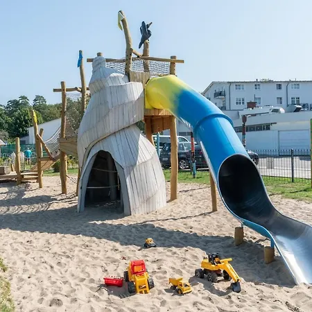 348, Seepark *
